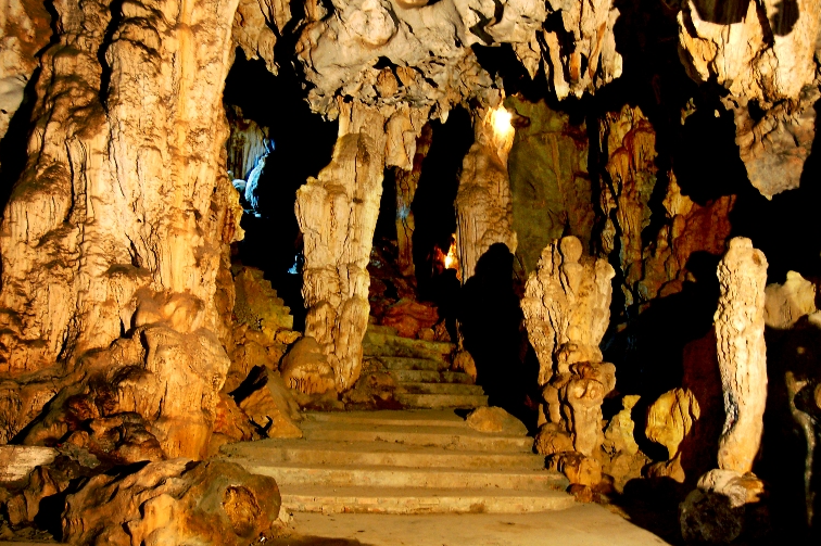 Khu du lịch Đầm V&acirc;n Long