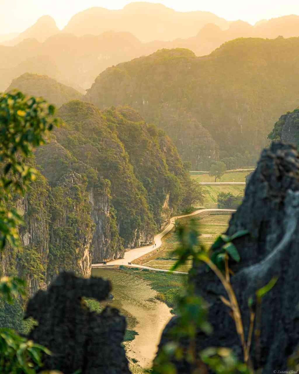 Hang Múa Ninh Bình