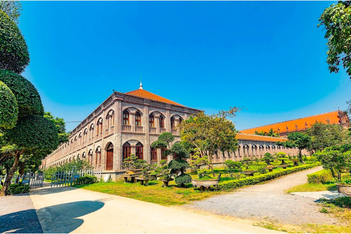 Đan viện Châu Sơn Ninh Bình