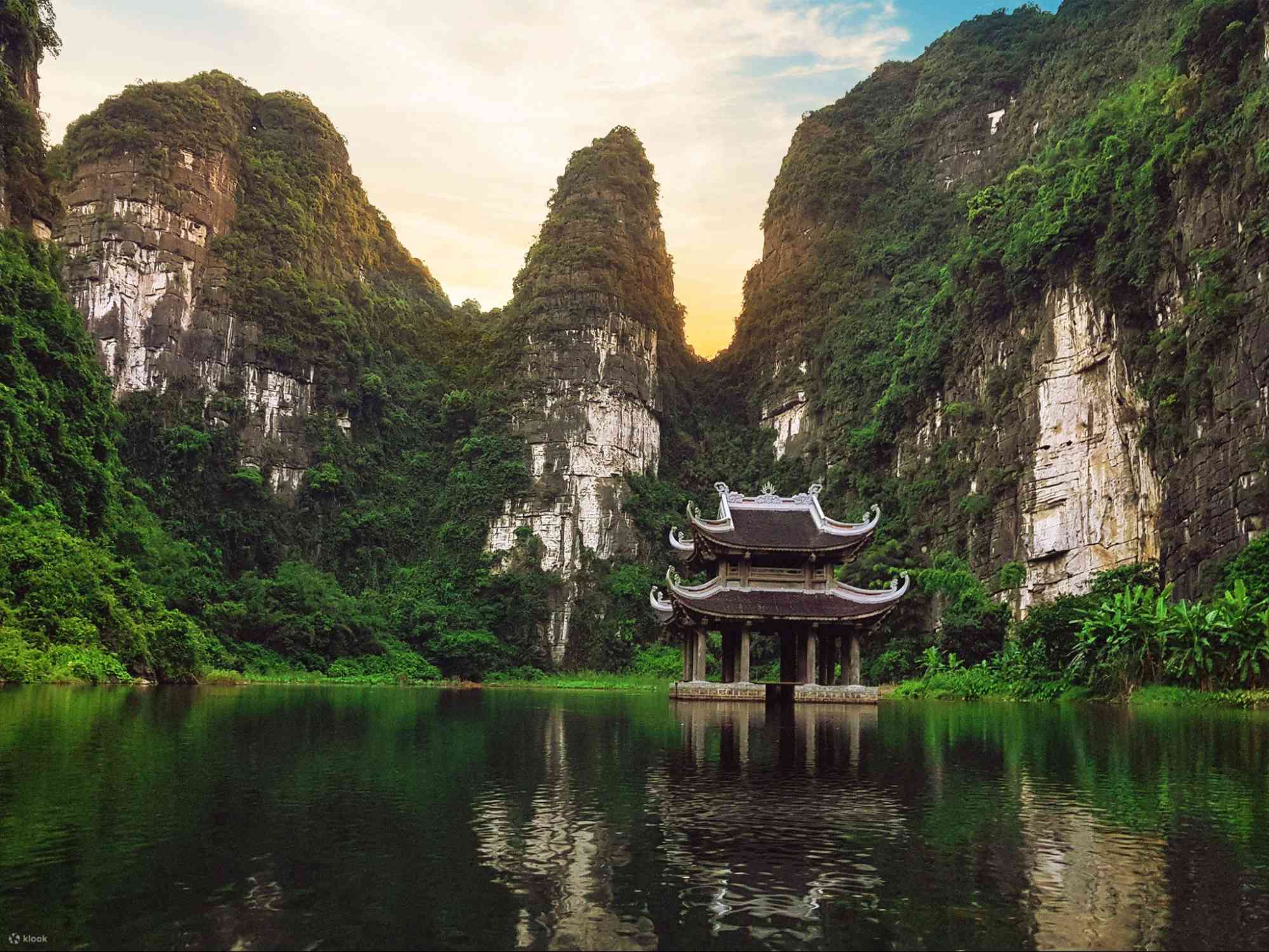 Du lịch Ninh B&igrave;nh 2 ng&agrave;y 1 đ&ecirc;m