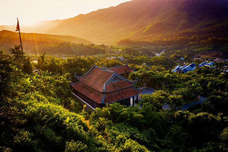 Núi Thần Tài ở Đà Nẵng