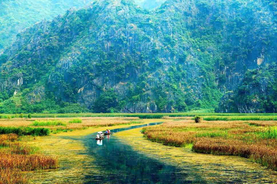 Đầm V&acirc;n Long