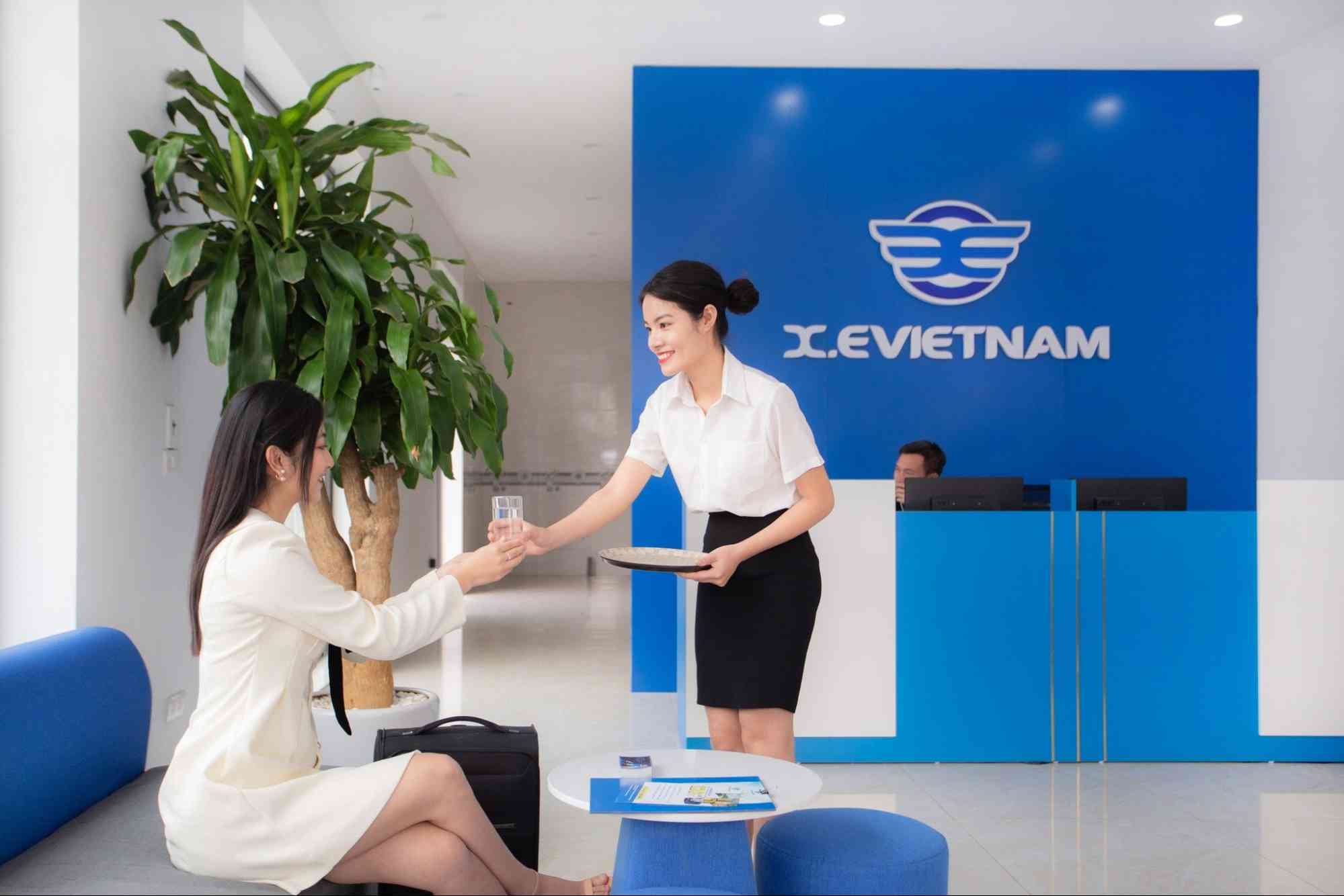 nh&agrave; xe X.E Việt Nam