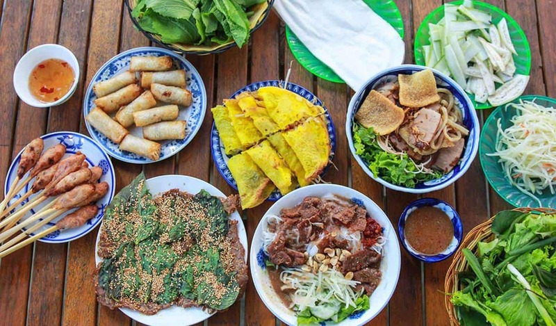 Rong ruổi Đà Nẵng thưởng thức bánh xèo - Đặt xe di chuyển tiện lợi qua ví  VNPAY