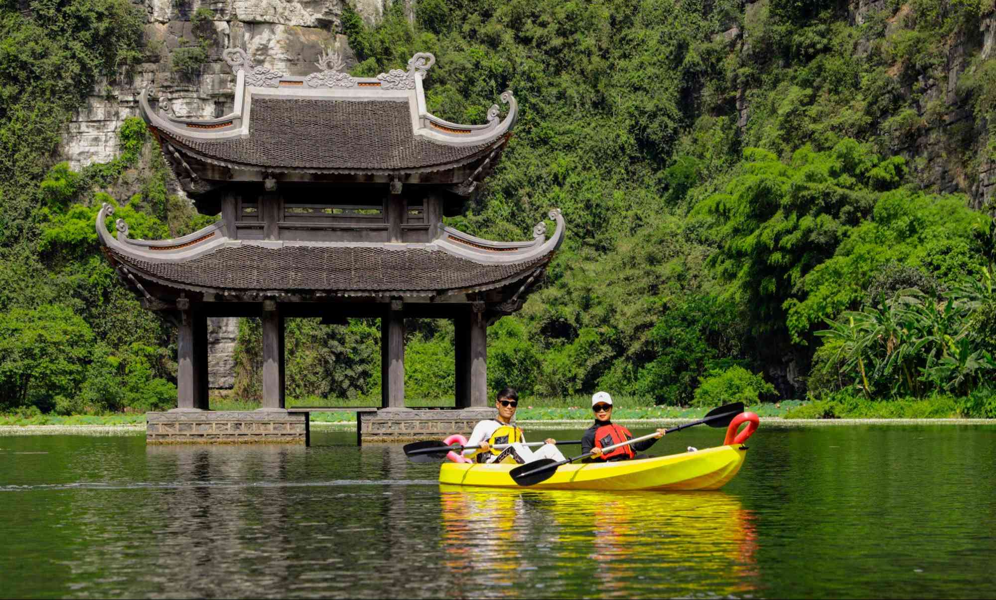 cheo thuyen kayak trang an
