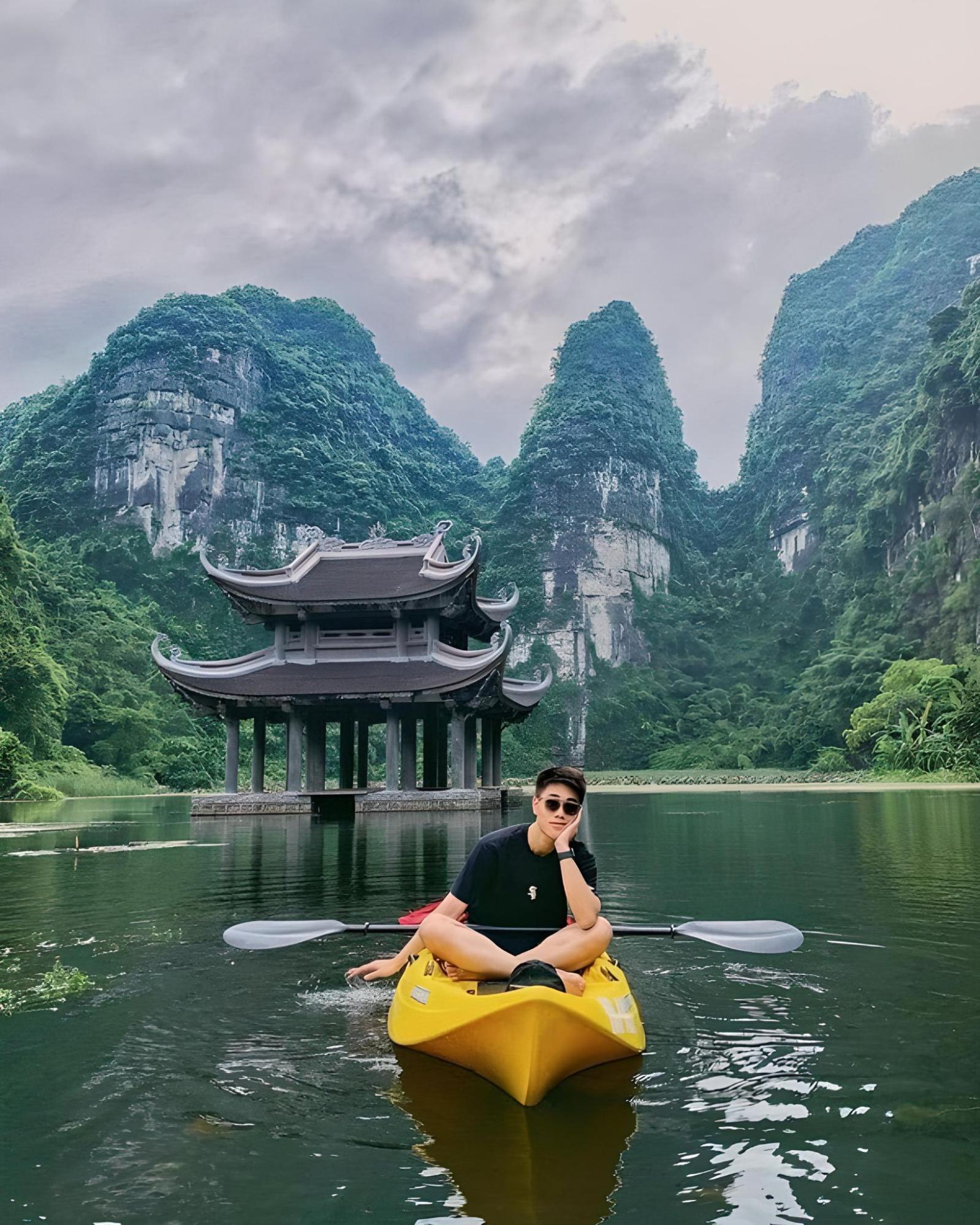 chèo thuyền kayak Tràng An