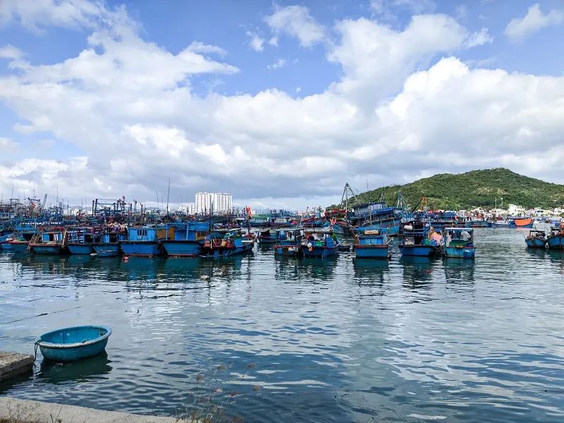 cảng cá hòn rớ nha trang