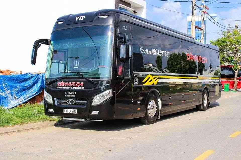 xe limousine H&agrave; Nội Đ&agrave; Nẵng