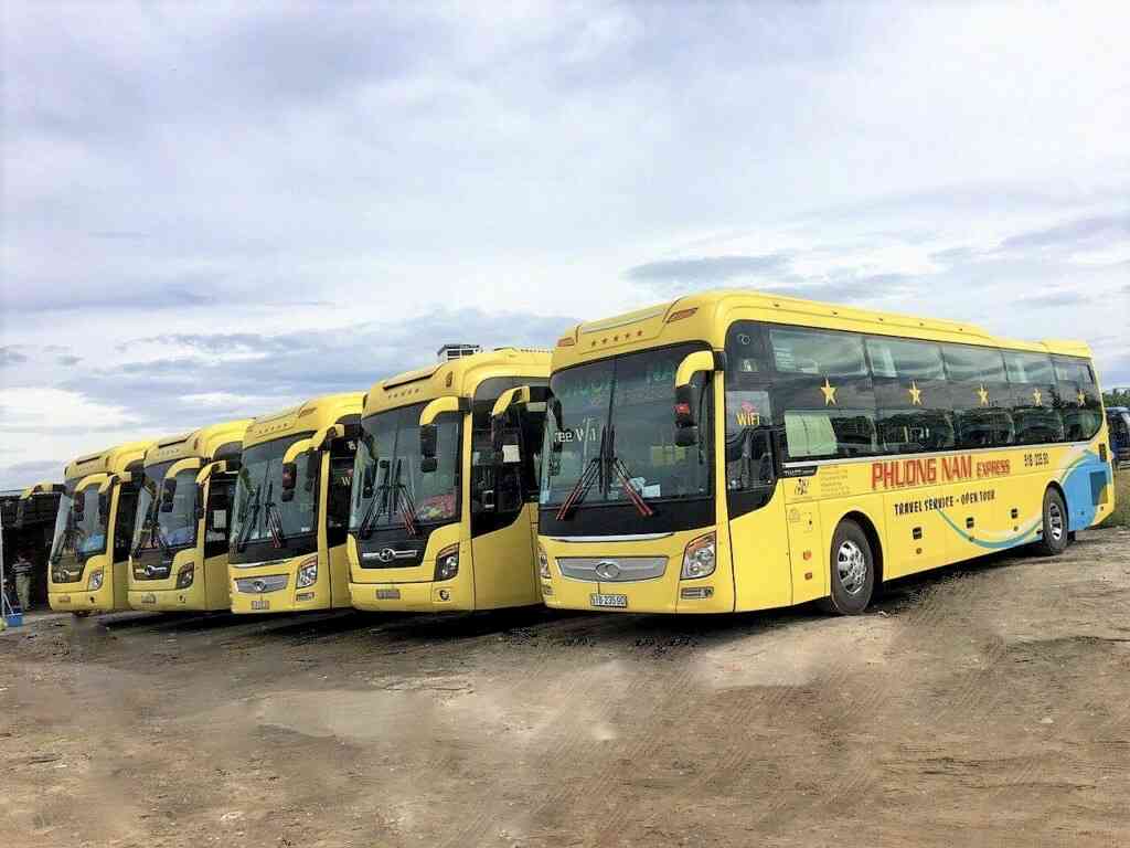 Xe limousine S&agrave;i G&ograve;n Nha Trang