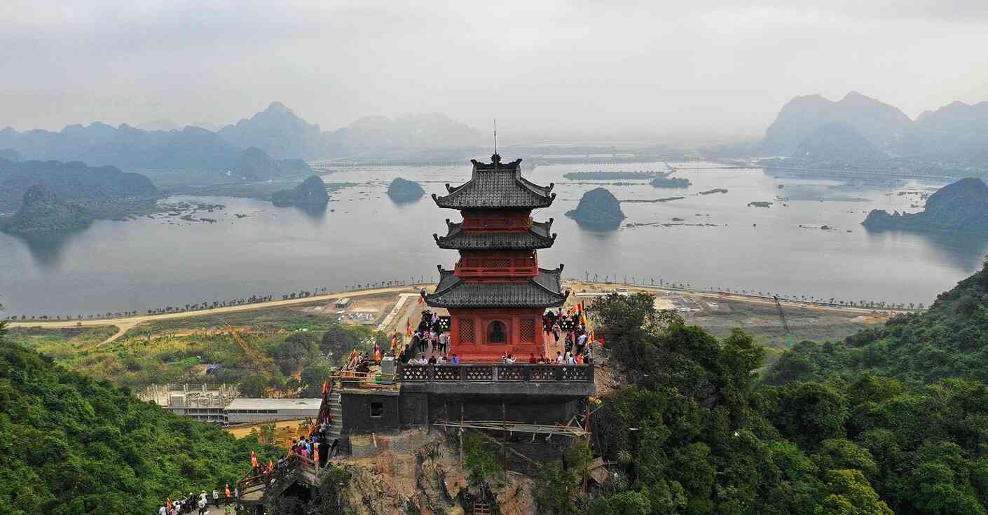 Tết nên đi chùa nào