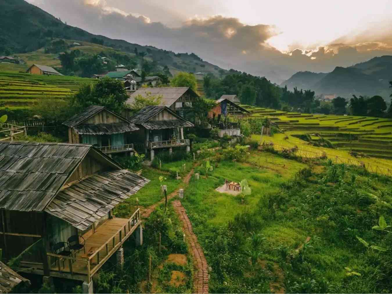 Sapa m&ugrave;a nước đổ