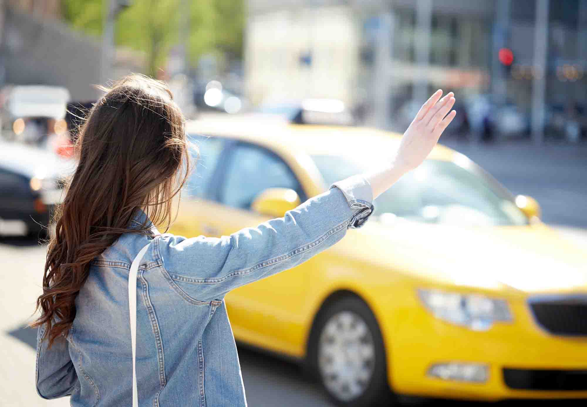cách bắt taxi