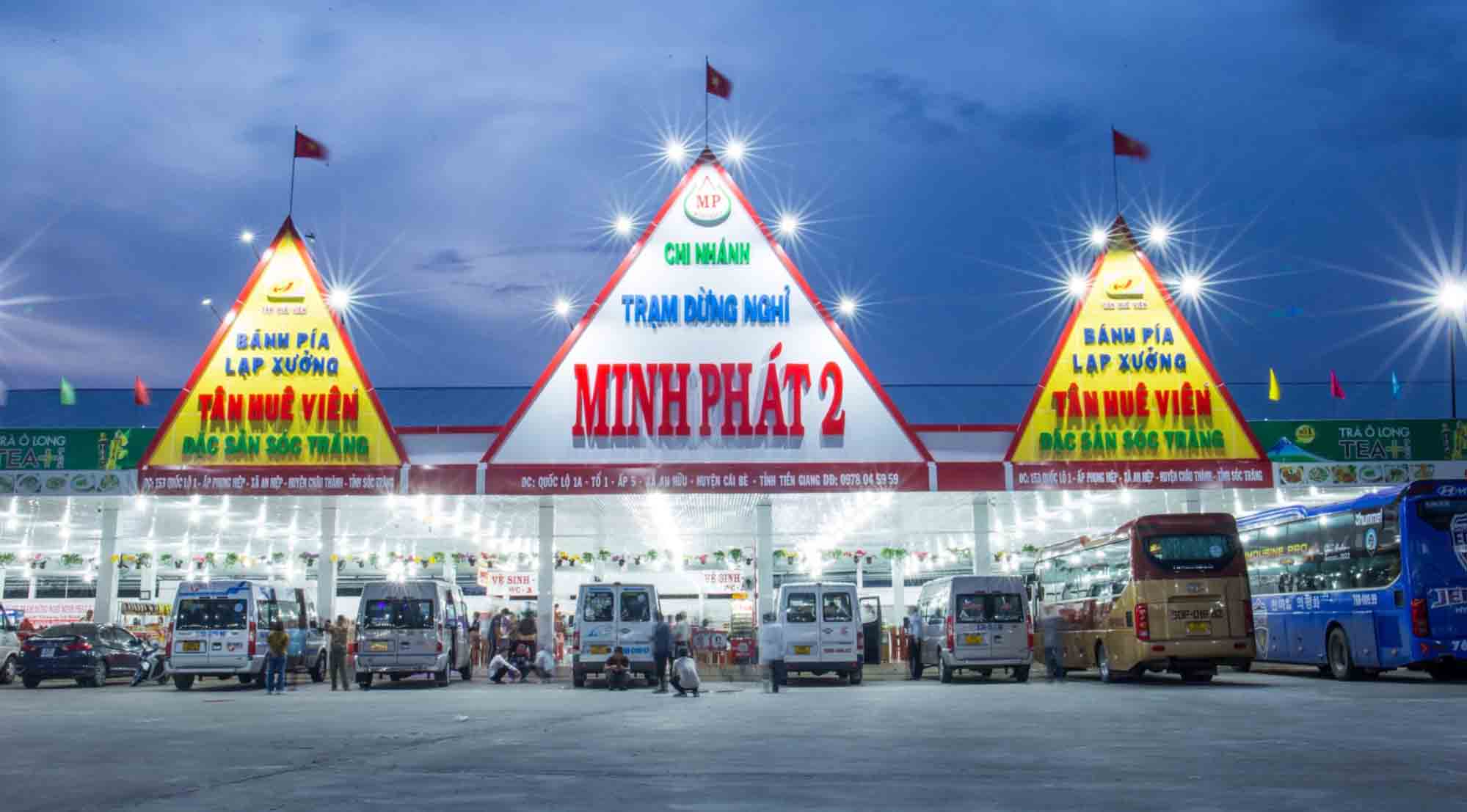 vấn đề ăn uống khi đi xe đường dài