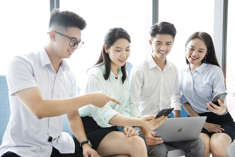 đặt v&eacute; xe Phương Trang