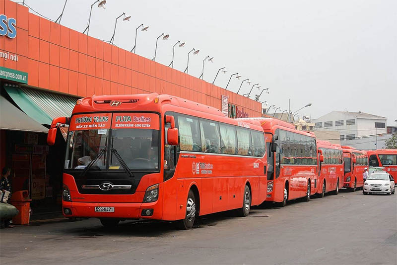 đặt v&eacute; xe Phương Trang
