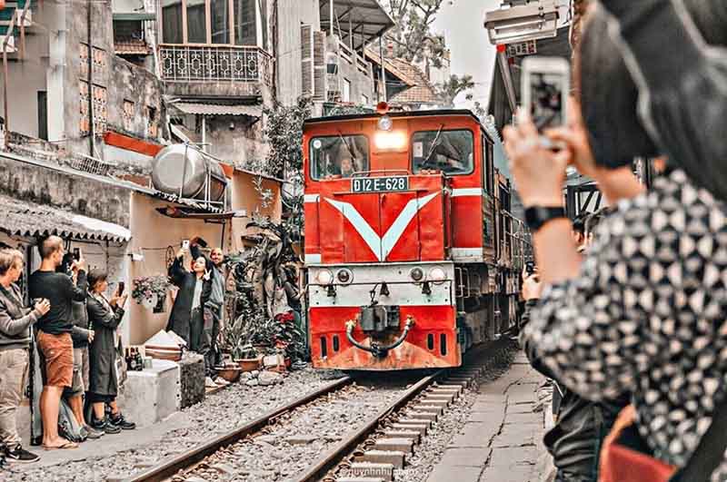 du lịch bằng t&agrave;u hỏa