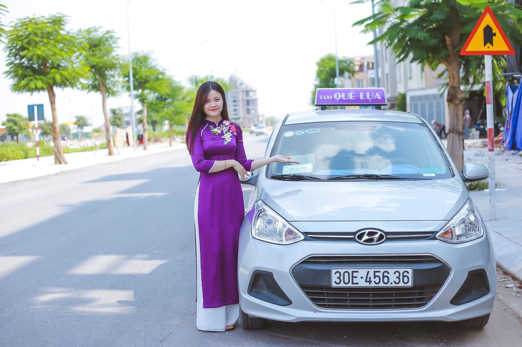 Taxi H&agrave; Nội 