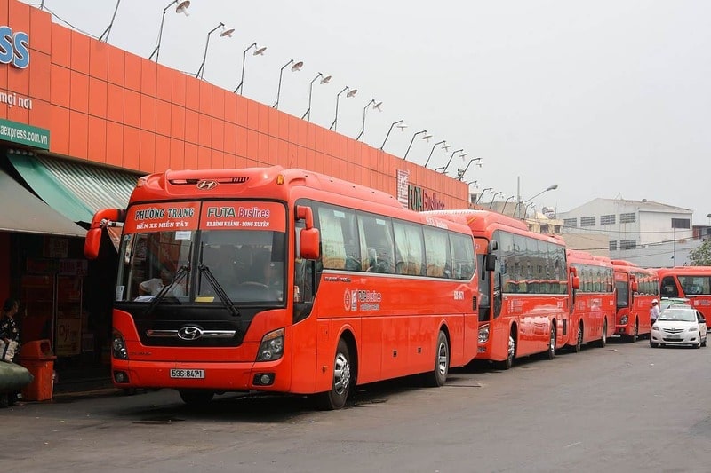 đặt v&eacute; xe Phương Trang Ph&uacute; Y&ecirc;n đi S&agrave;i G&ograve;n