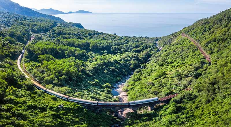 đi Quy Nhơn bằng t&agrave;u hỏa