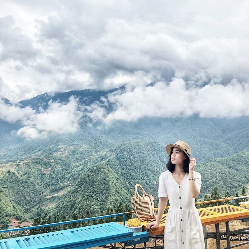 trang phục đi Sapa m&ugrave;a h&egrave;