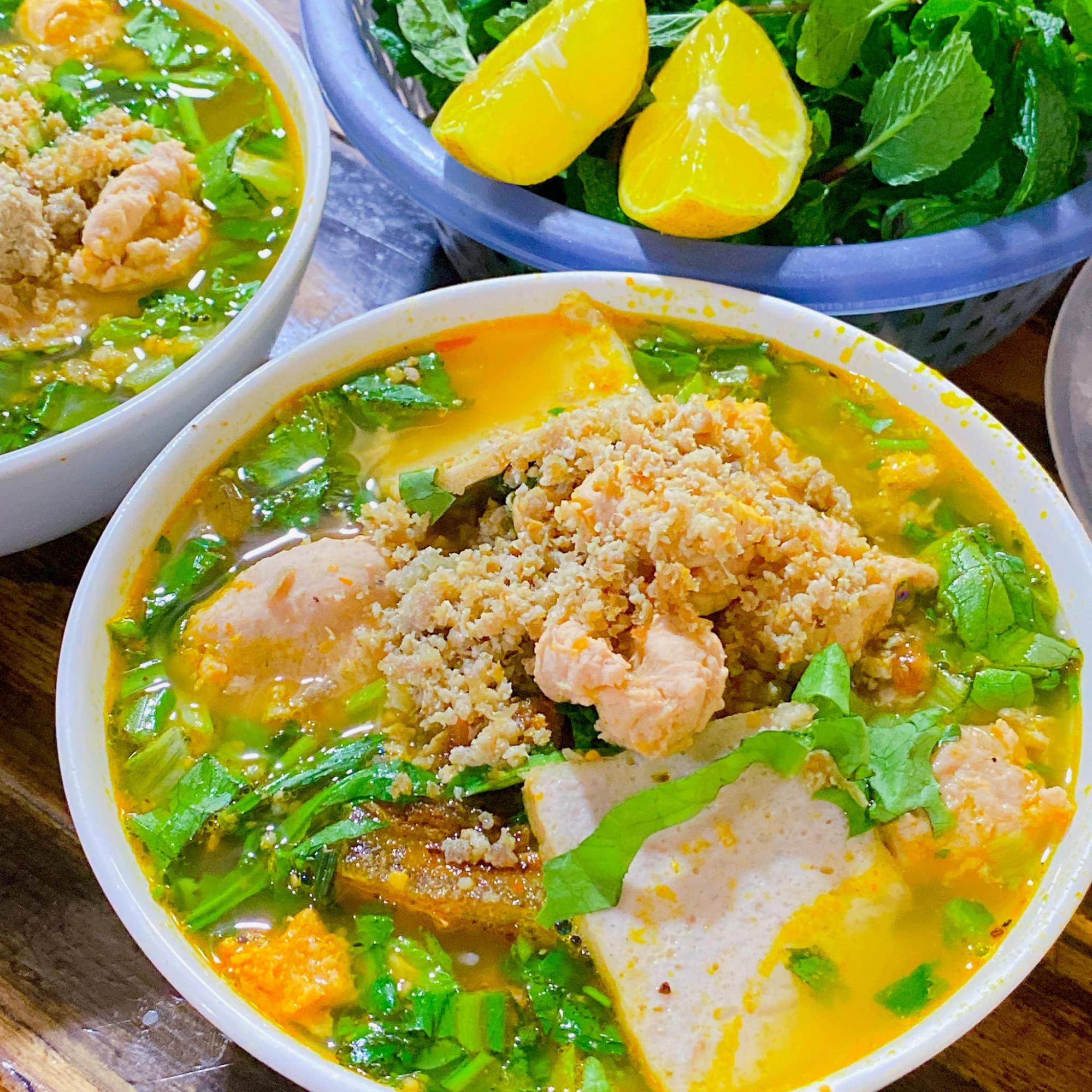 ăn s&aacute;ng ở Sapa