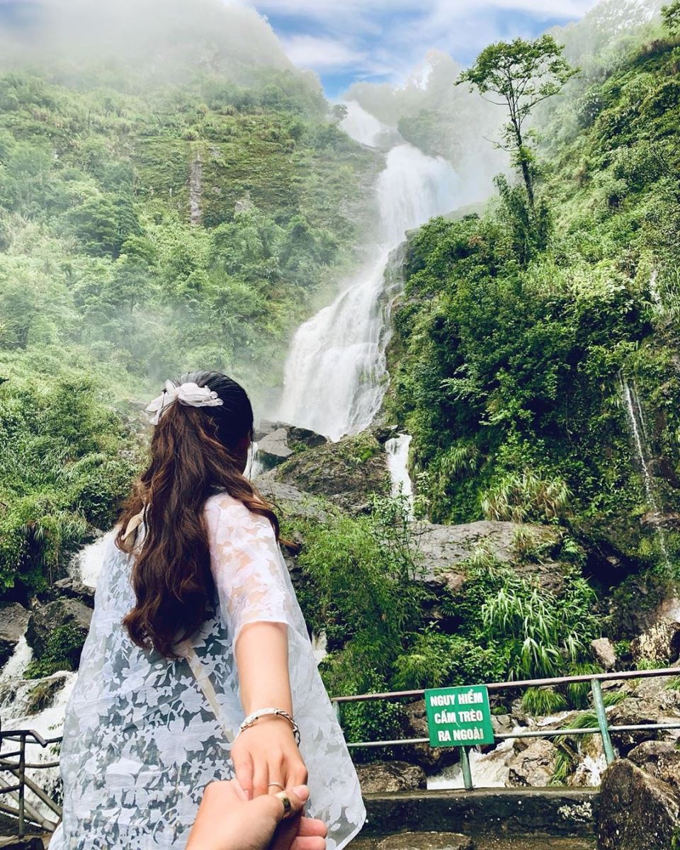 bản C&aacute;t C&aacute;t Sapa