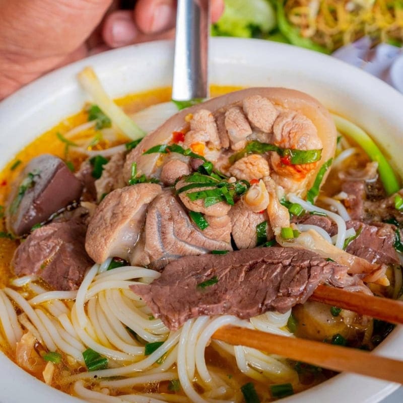 ăn s&aacute;ng ở Sapa