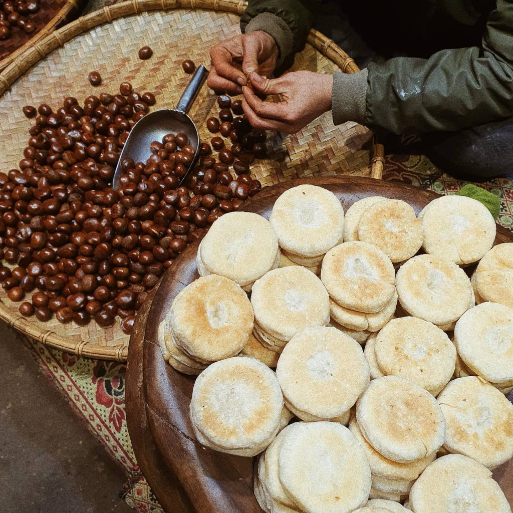 b&aacute;nh hạt dẻ Sapa