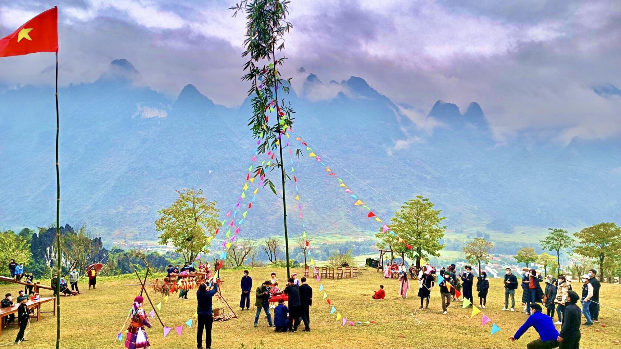 bản C&aacute;t C&aacute;t Sapa