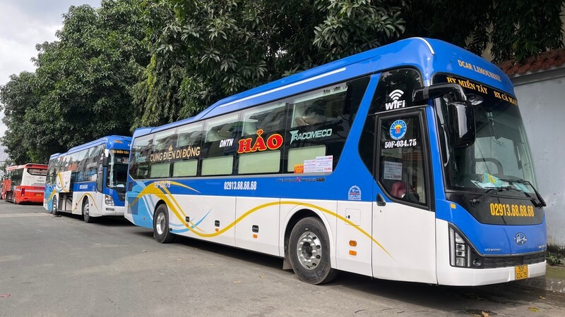 đặt v&eacute; xe S&agrave;i G&ograve;n C&agrave; Mau