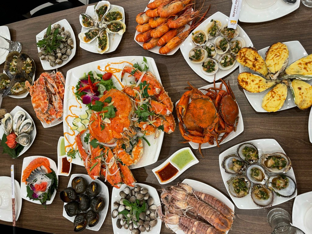 nh&agrave; h&agrave;ng hải sản ngon ở Nha Trang