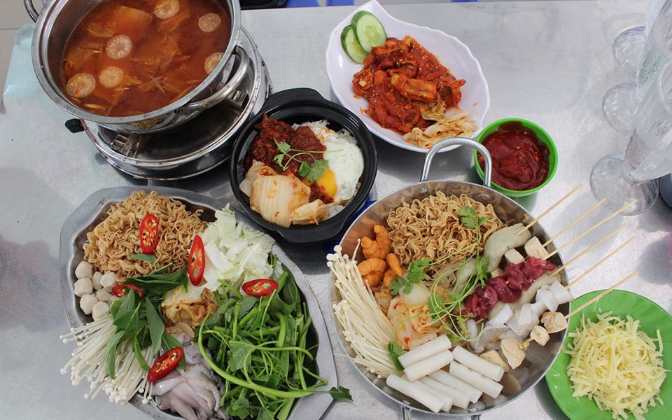 Qu&aacute;n Ăn vặt ở Nha Trang