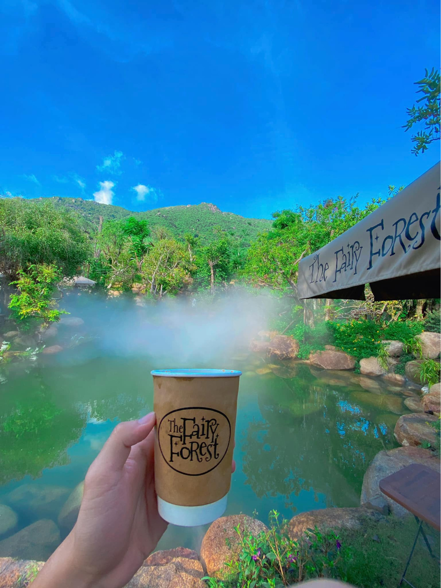 qu&aacute;n cafe đẹp ở Nha Trang