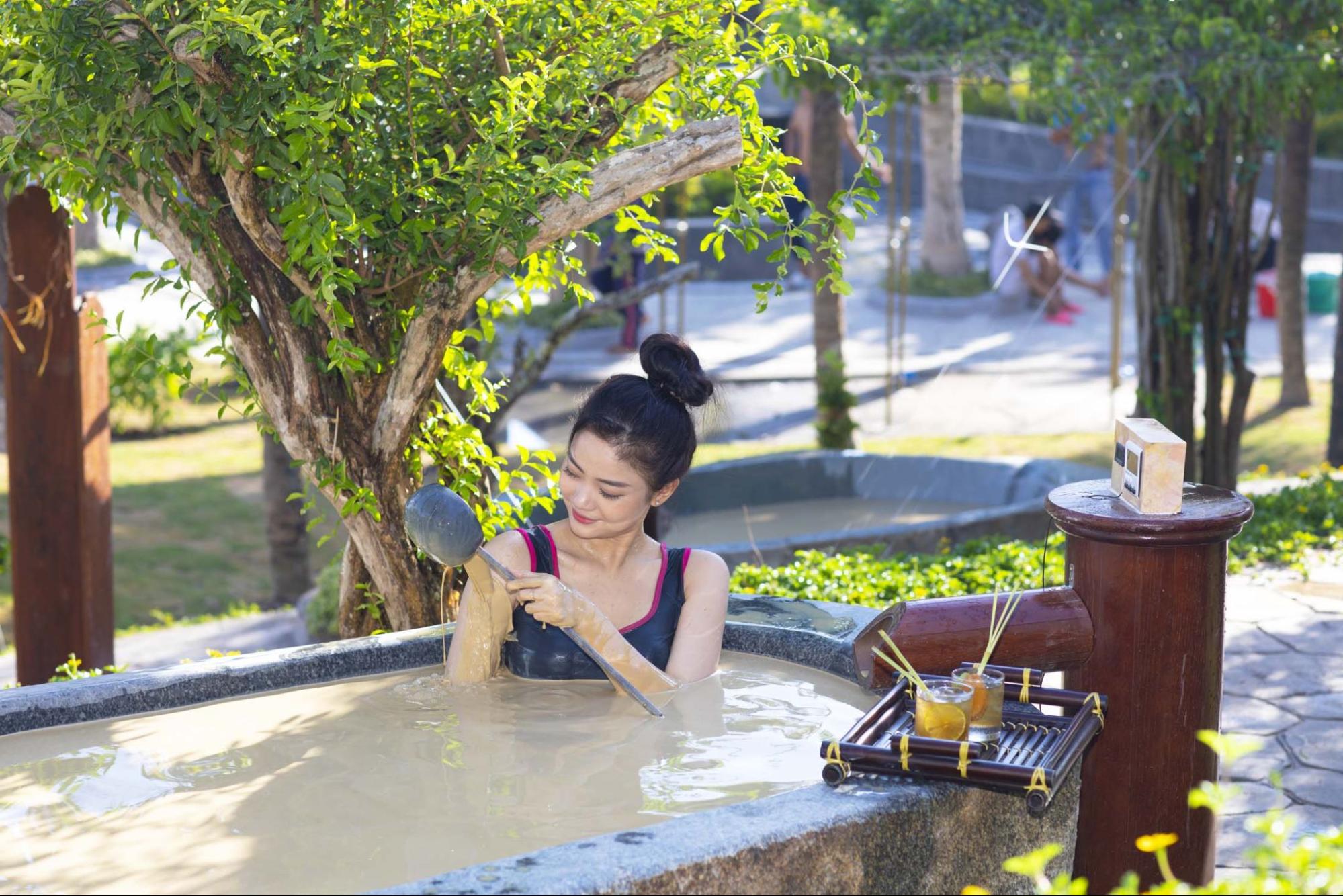 Kinh nghiệm tắm b&ugrave;n Nha Trang