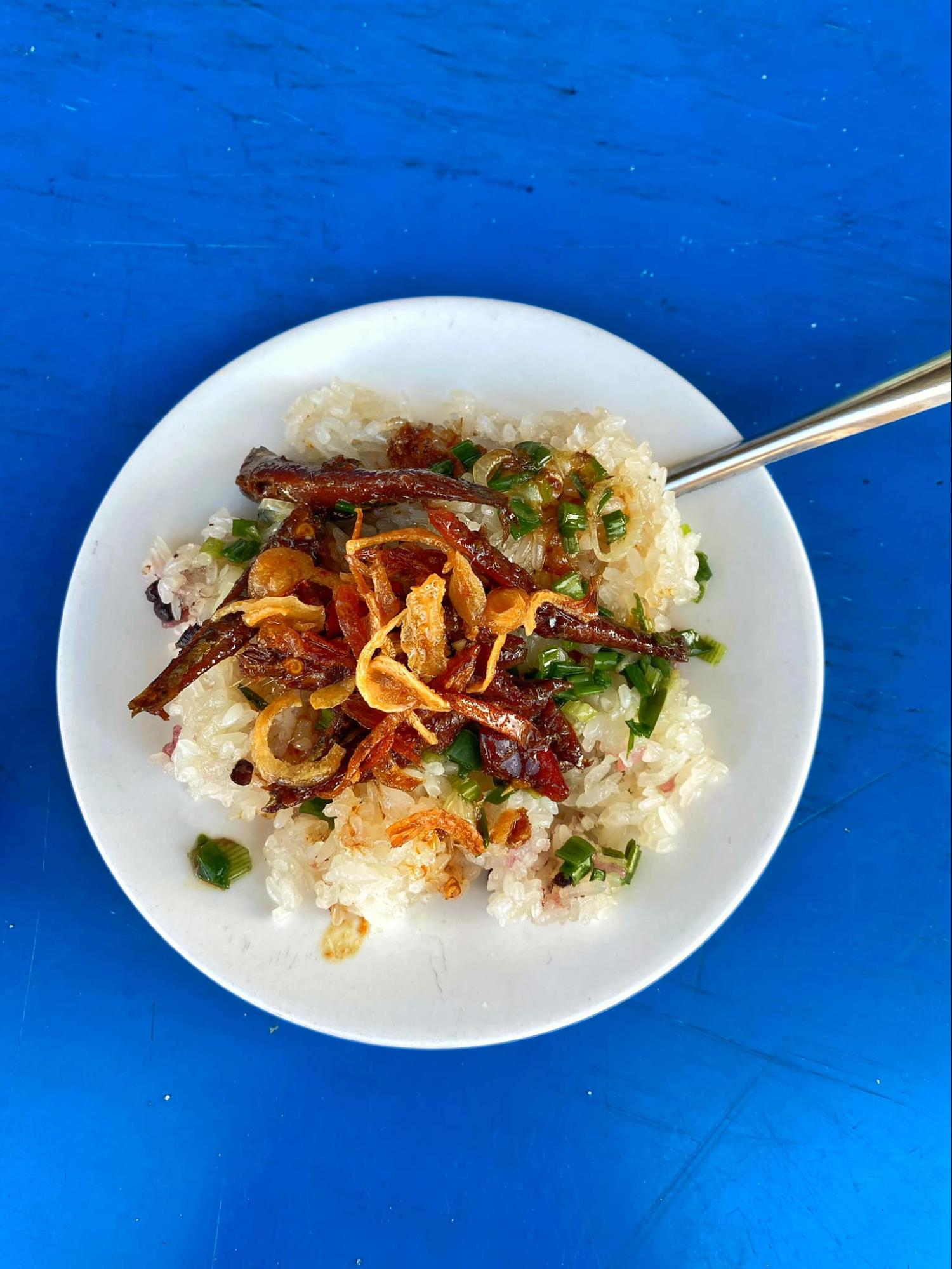 ăn s&aacute;ng tại Nha Trang 