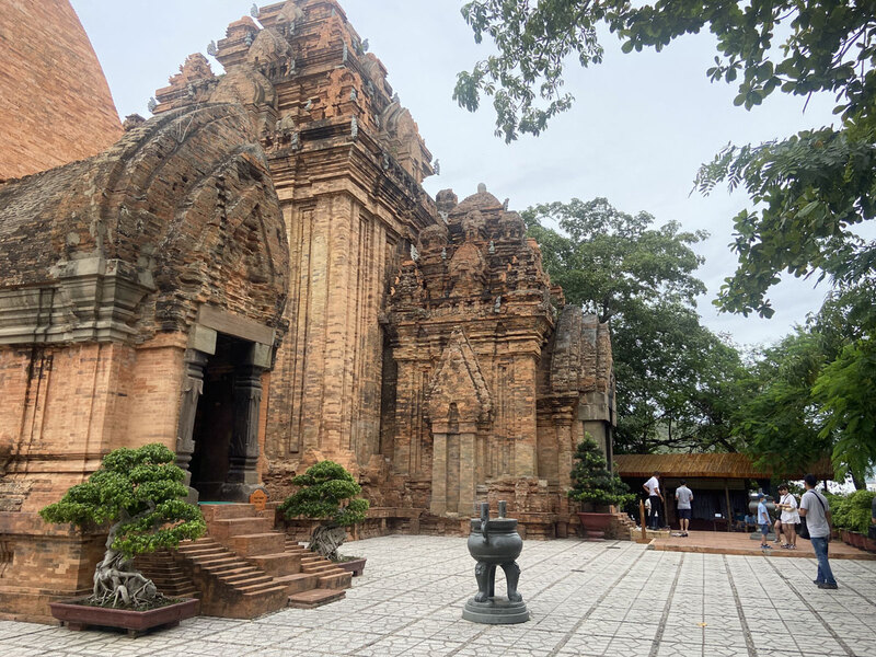 H&igrave;nh ảnh Th&aacute;p B&agrave; Nha Trang