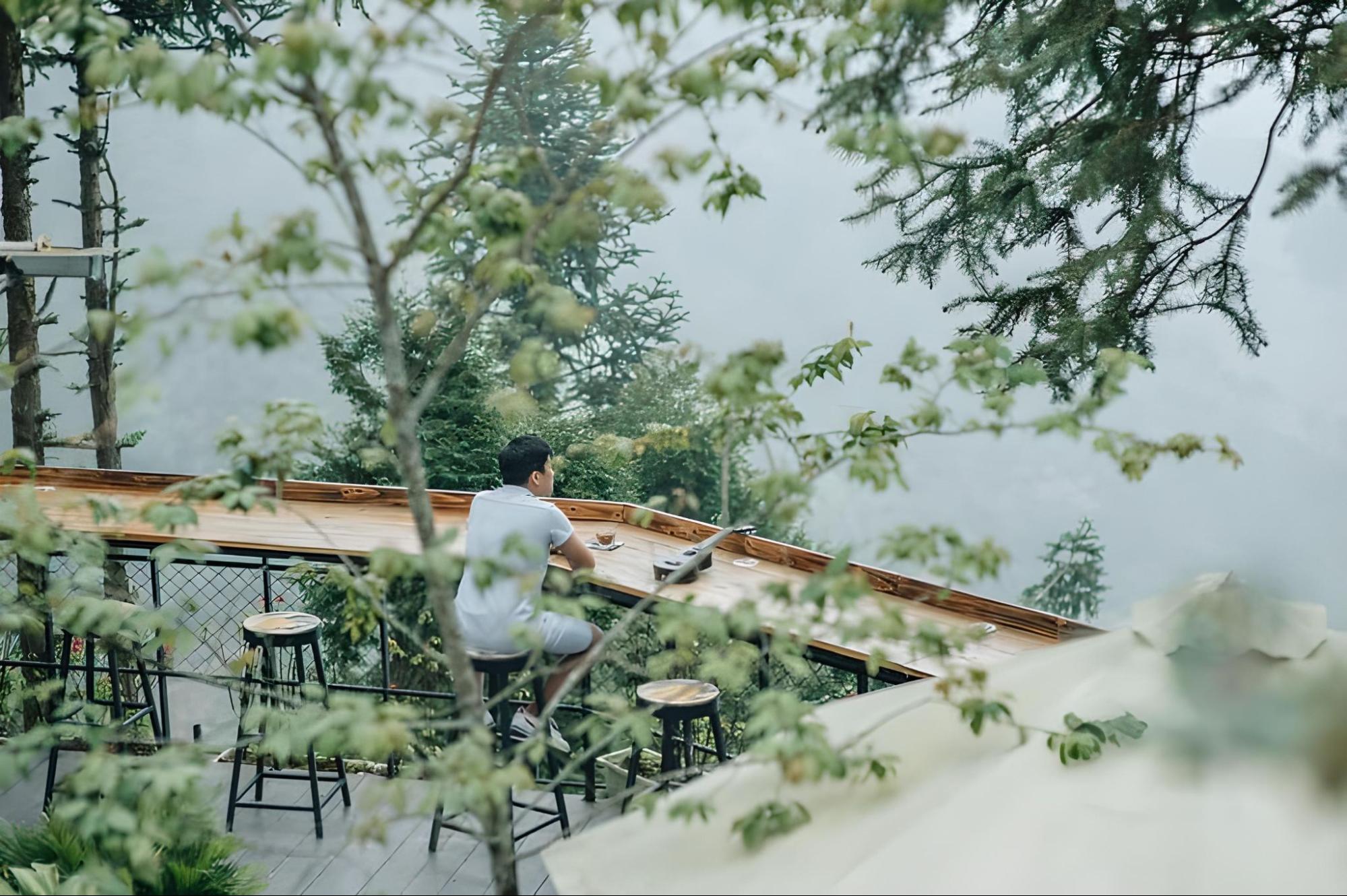 qu&aacute;n cafe ở Sapa