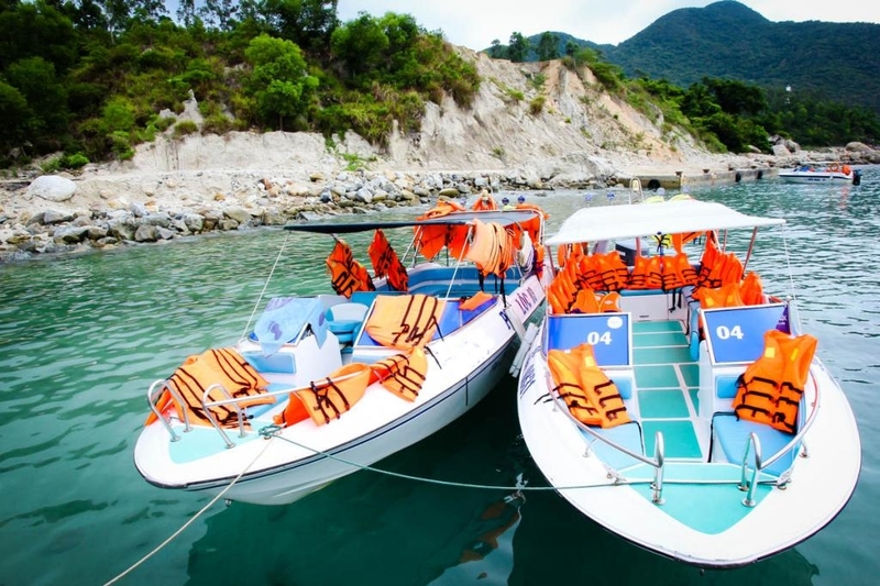 Dịch vụ thu&ecirc; cano ở Nha Trang