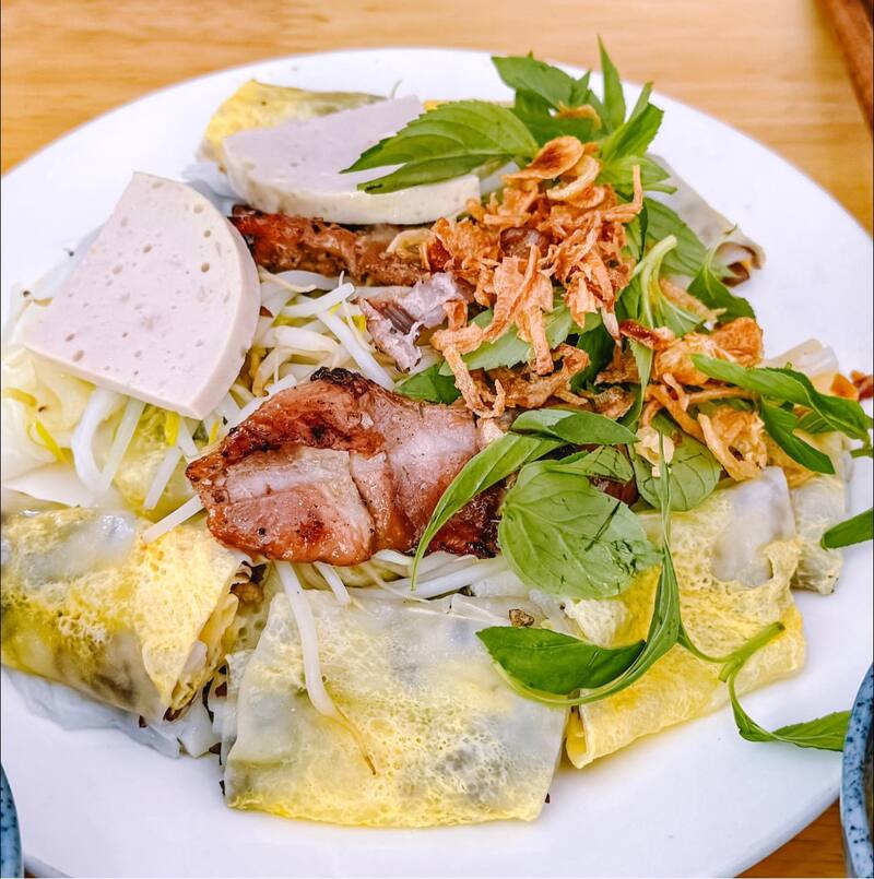 ăn s&aacute;ng tại Nha Trang