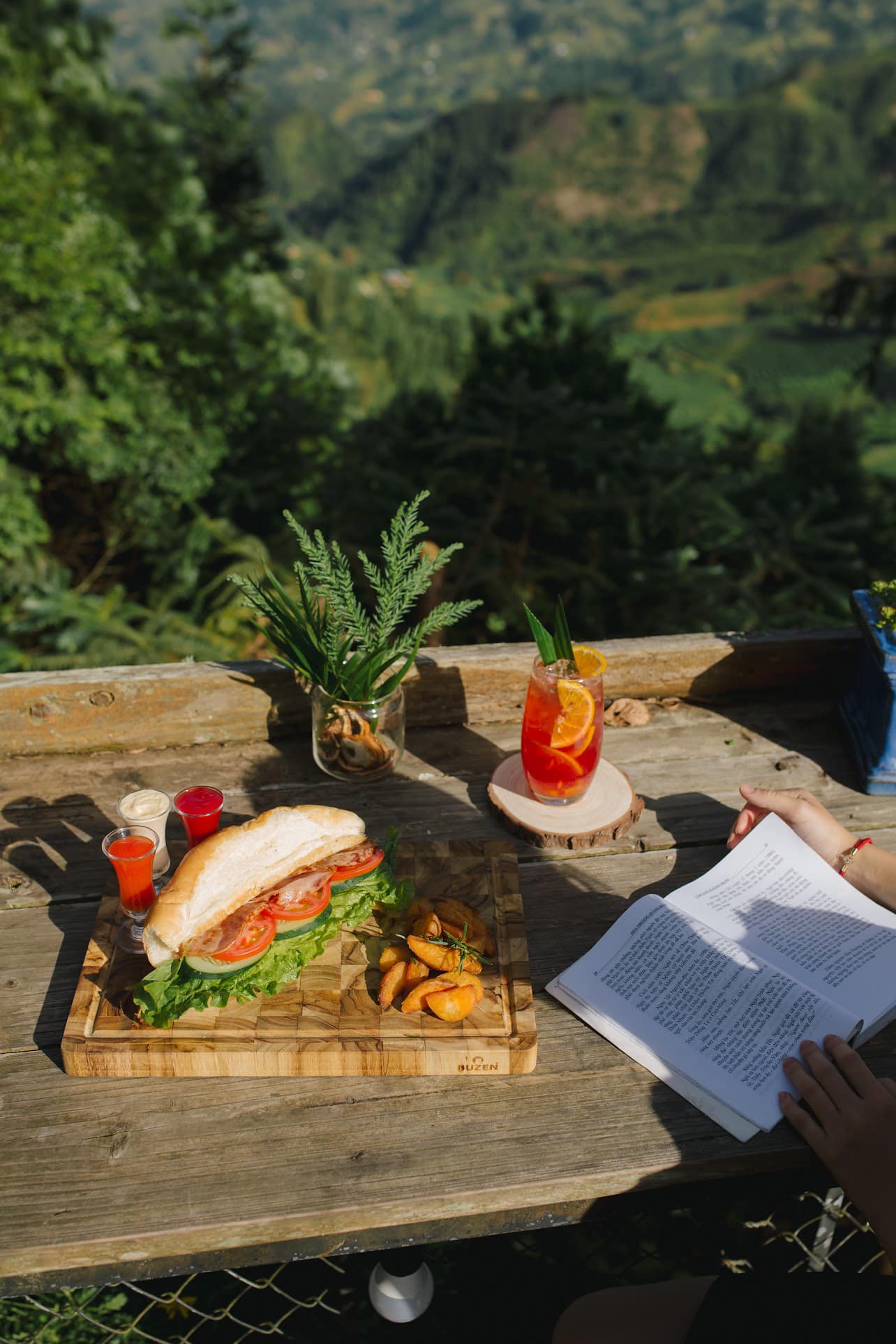 qu&aacute;n cafe ở Sapa