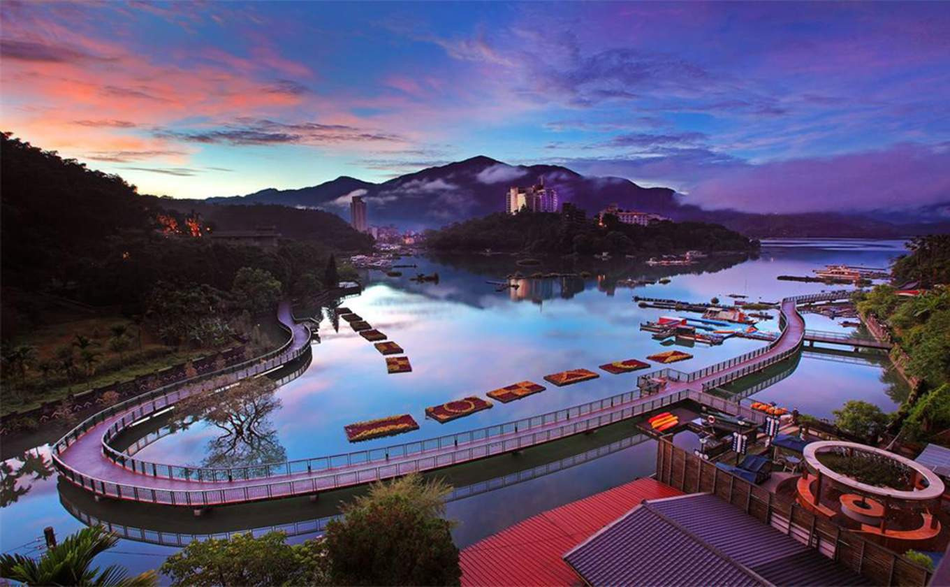 Việt Nam bay sang Đ&agrave;i Loan mấy tiếng