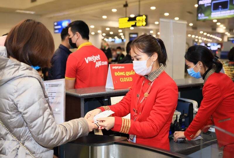 bay quốc tế check in trước bao l&acirc;u