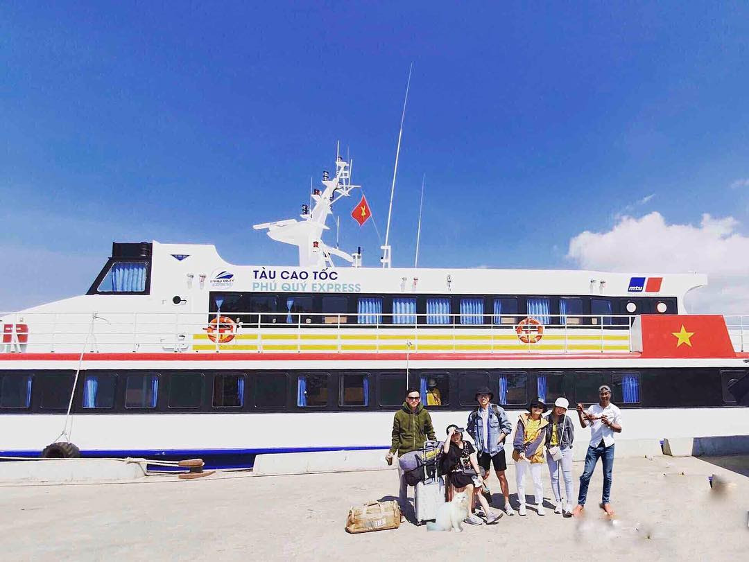 địa chỉ bến t&agrave;u Phan Thiết đi Ph&uacute; Qu&yacute;