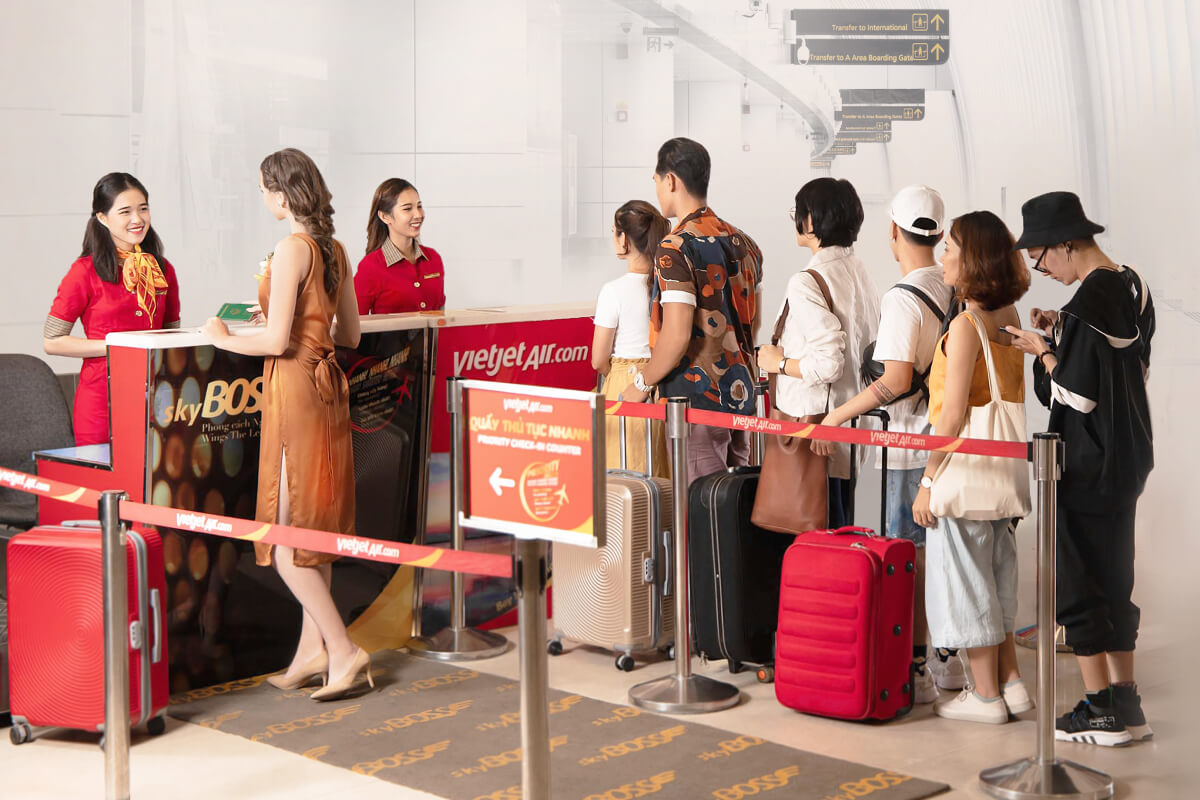 thủ tục check-in tại s&acirc;n bay Nhật Bản