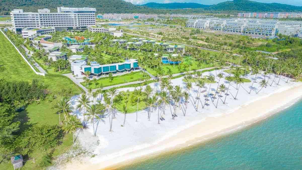 kh&aacute;ch sạn ph&uacute; quốc sang trọng 5 sao