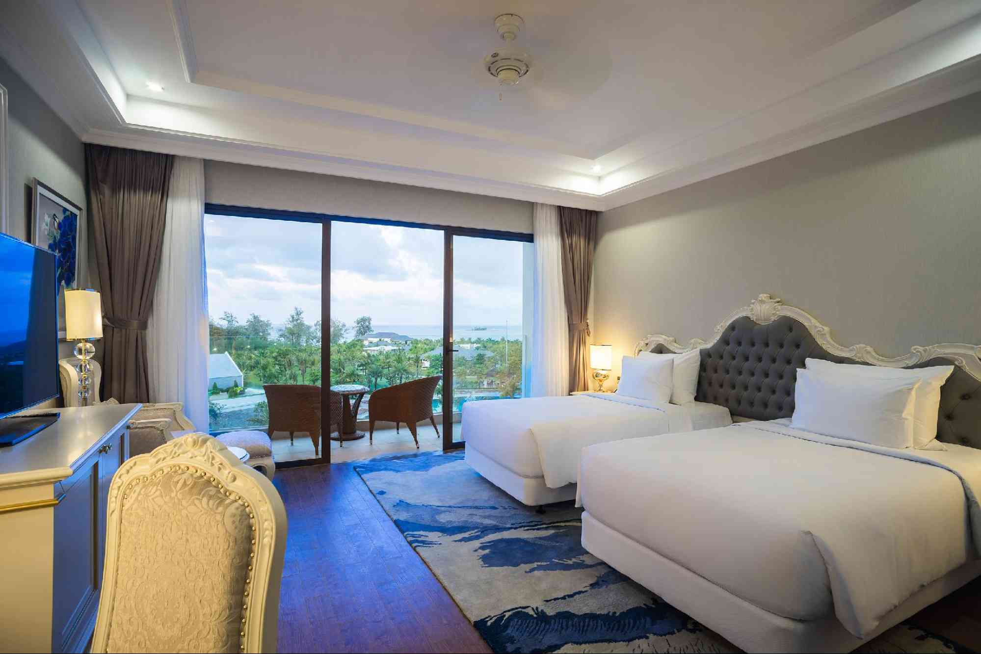 kh&aacute;ch sạn ph&uacute; quốc 5 sao