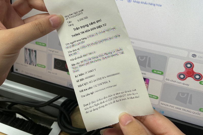 Hóa đơn điện tử khởi tạo từ máy tính tiền cho phép hộ kinh doanh lập hóa đơn nhanh chóng ngay tại điểm bán (Nguồn: Internet)