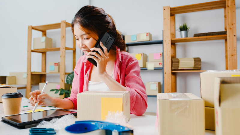 Cá nhân kinh doanh/hộ kinh doanh online đạt doanh thu từ 500 triệu đồng trở lên bắt buộc kê khai và nộp thuế (Nguồn: Internet)