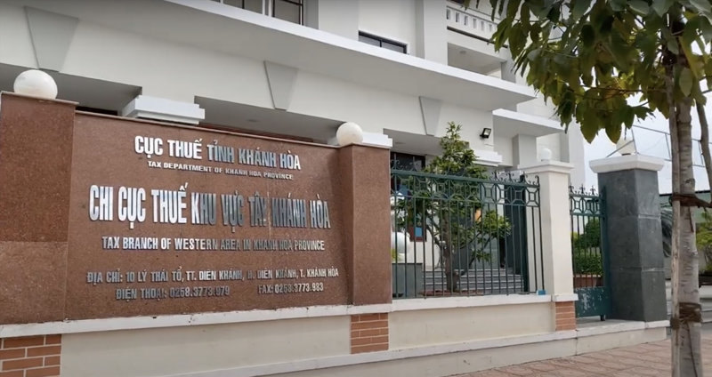Hộ kinh doanh c&oacute; thể đăng k&yacute; m&atilde; số thuế qua h&igrave;nh thức li&ecirc;n th&ocirc;ng khi đăng k&yacute; kinh doanh, trực tiếp tại Chi cục Thuế hoặc trực tuyến qua Cổng thuế điện tử (Nguồn: Internet)